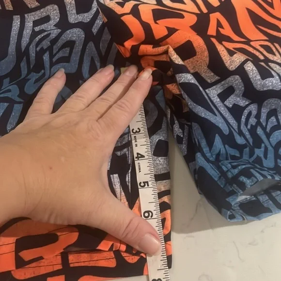 NWT Boys Under Armour Swim Trunks Size Youth Large - Picture 9 of 13